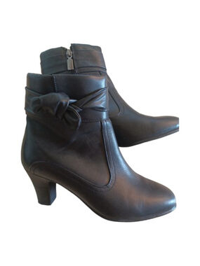 AquaCollege‎ Leathet Boots 7.5